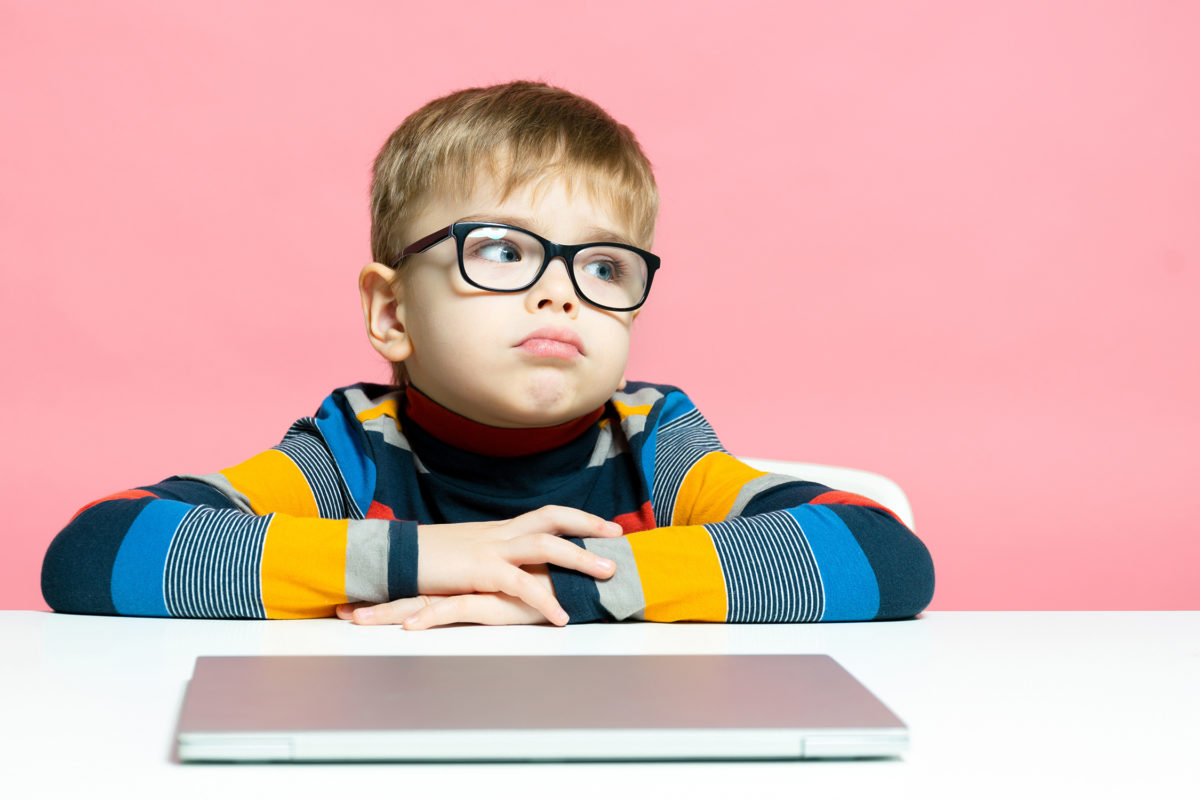 No existe el teletrabajo para los niños pero sí las clases online